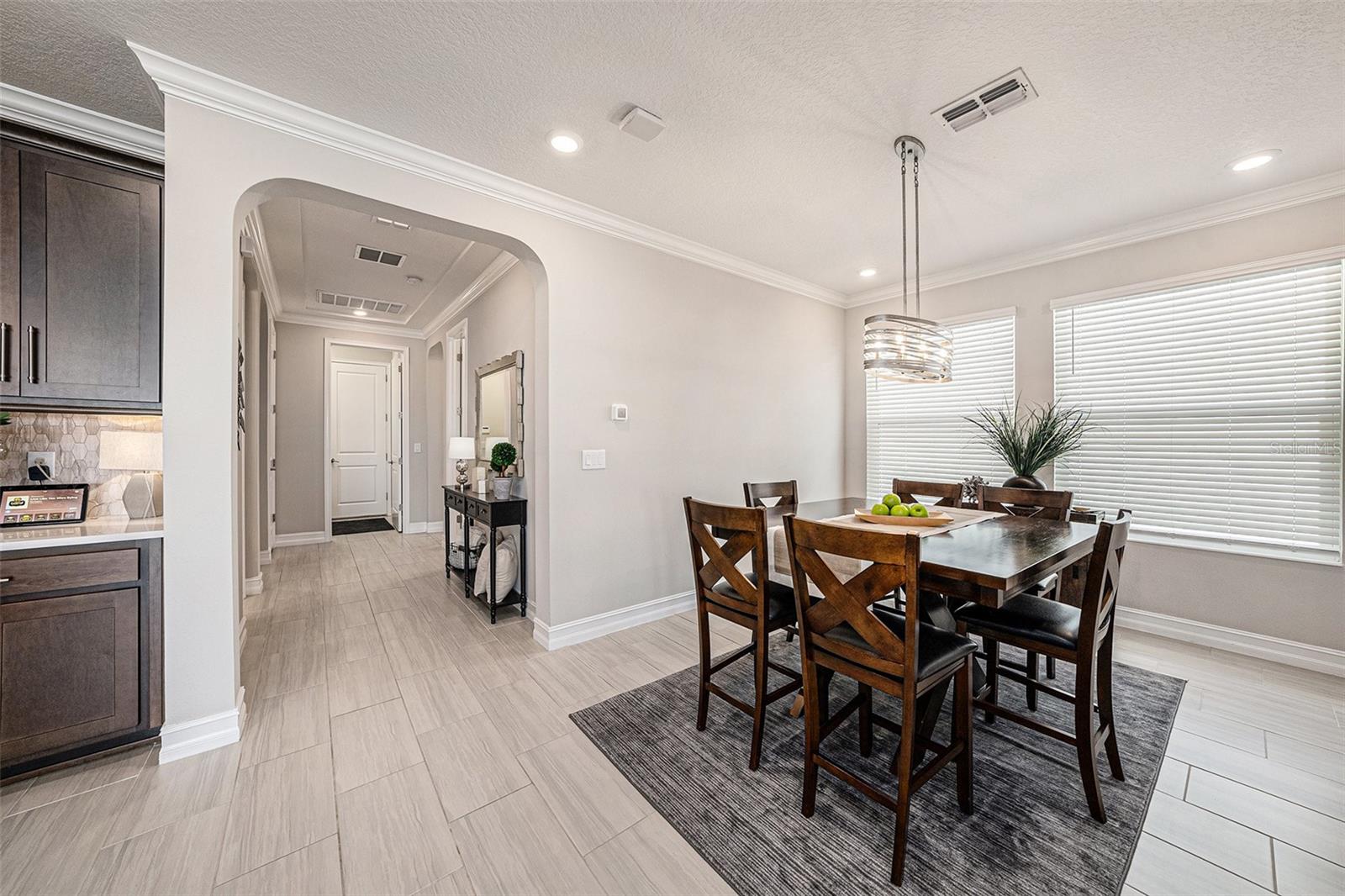 dinning room/flex room
