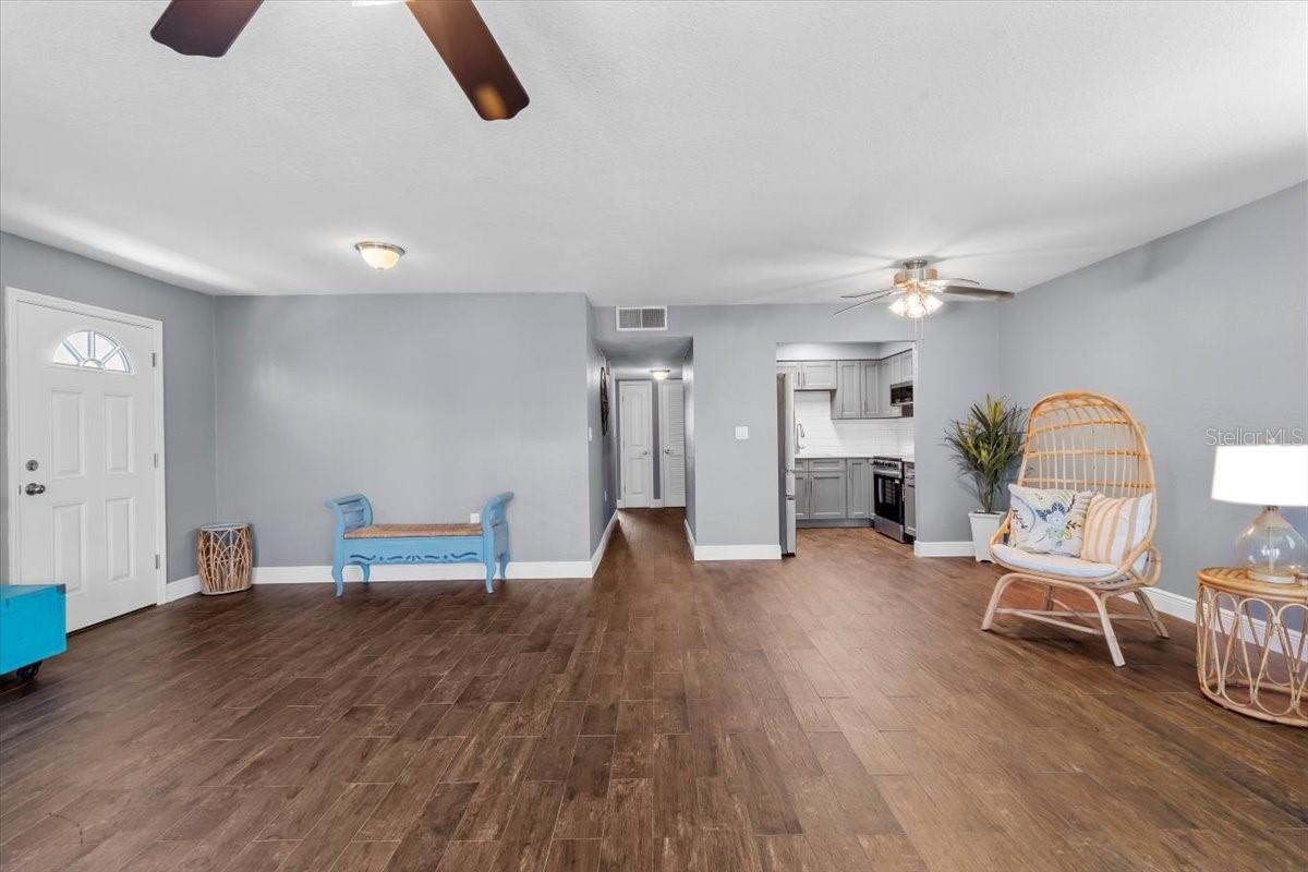 Living Room/Dining Room Combo