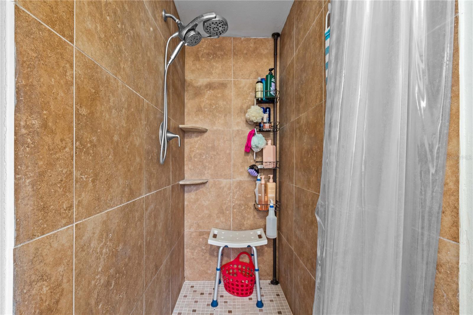 TB8387865