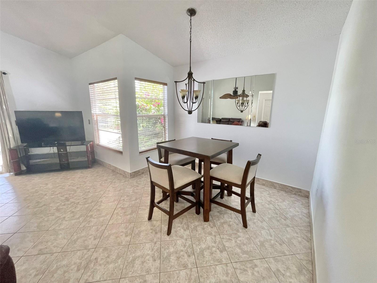Dining area in greatroom