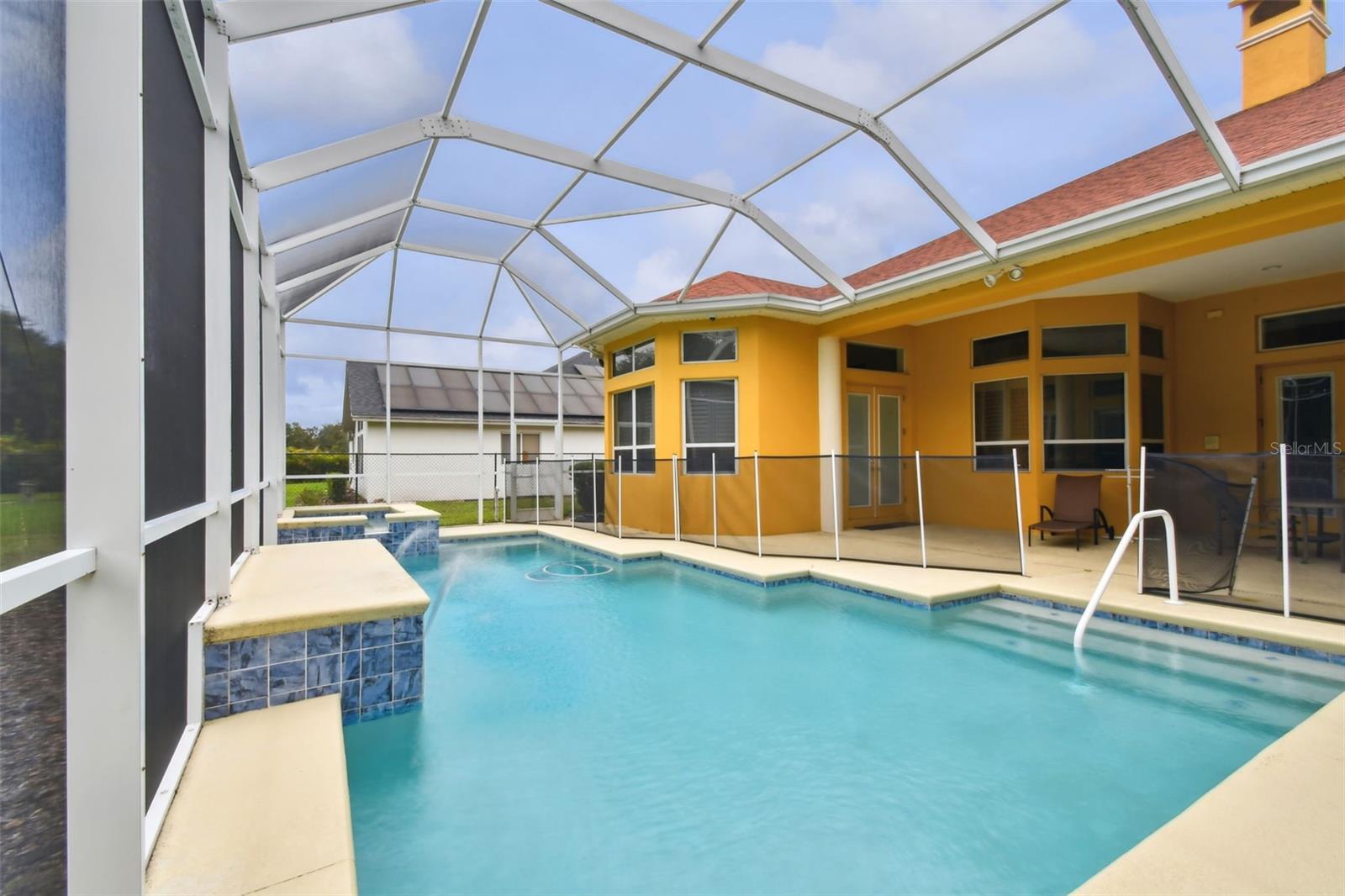 Pool view. Plenty of space for relaxing.
