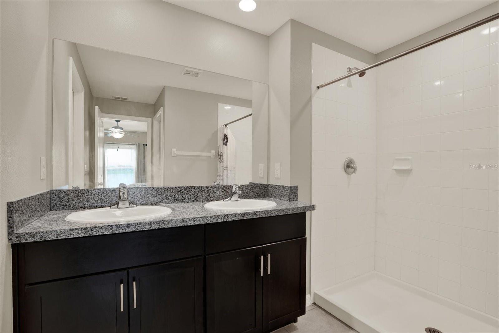 MASTER BATH SHOWER