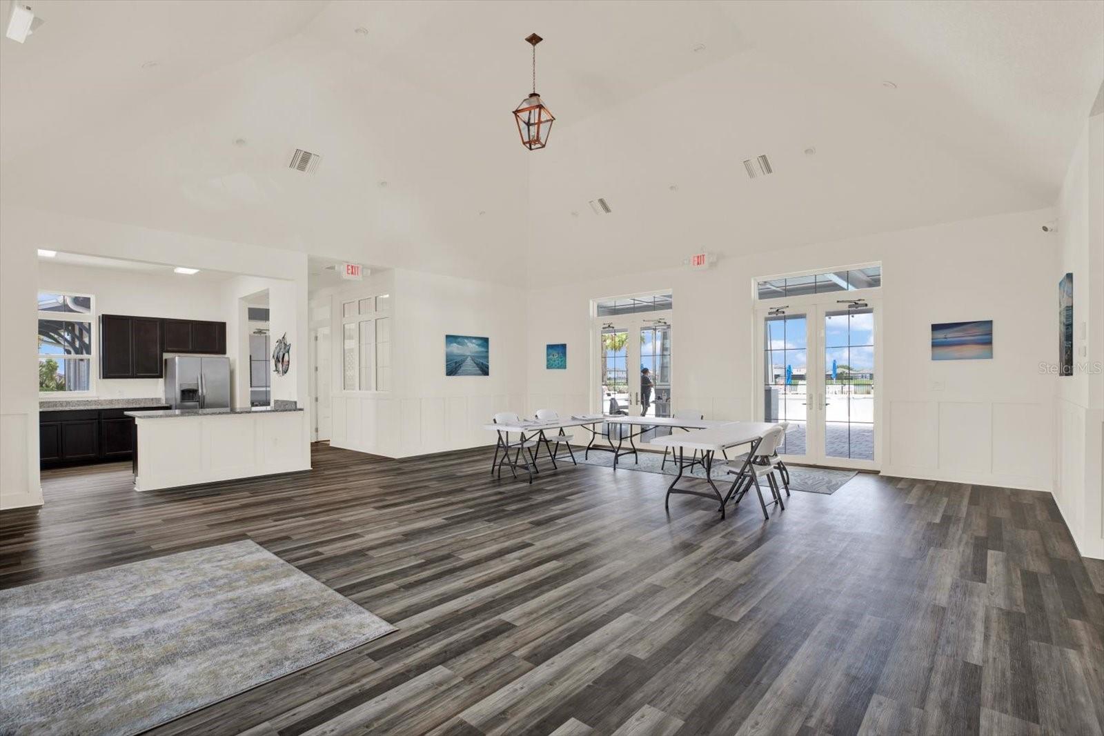 CLUB HOUSE PARTY ROOM