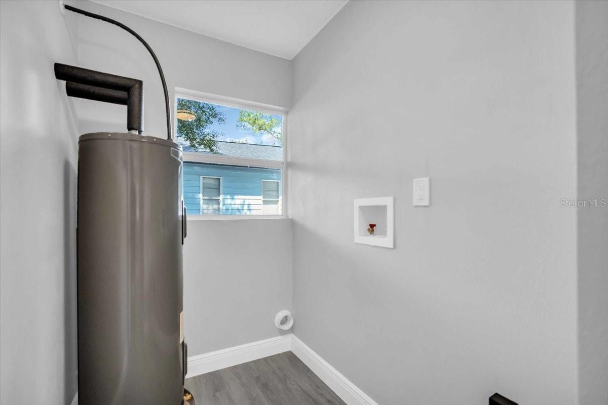 laundry bonus room 1