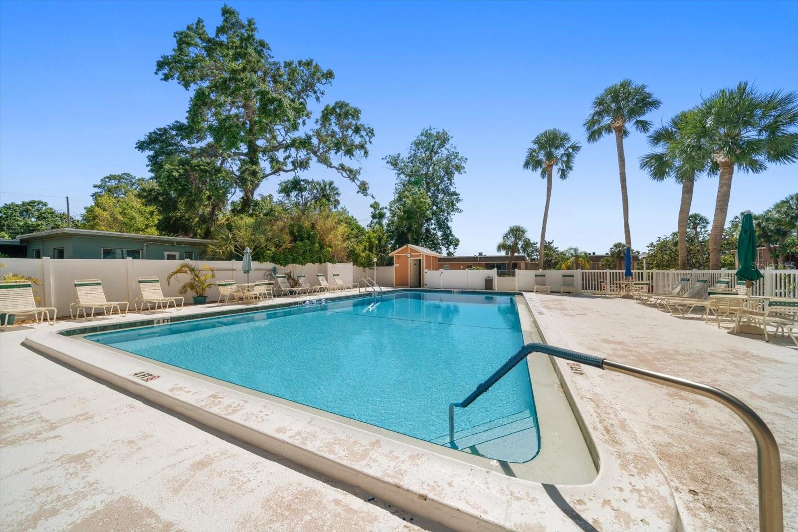 Building 4 is exceptionally located in the community, being less than 200' away from the pool!