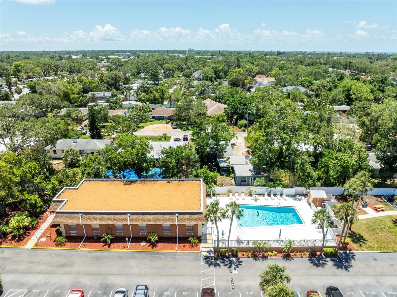 Walk to the pool area in under 3 minutes!