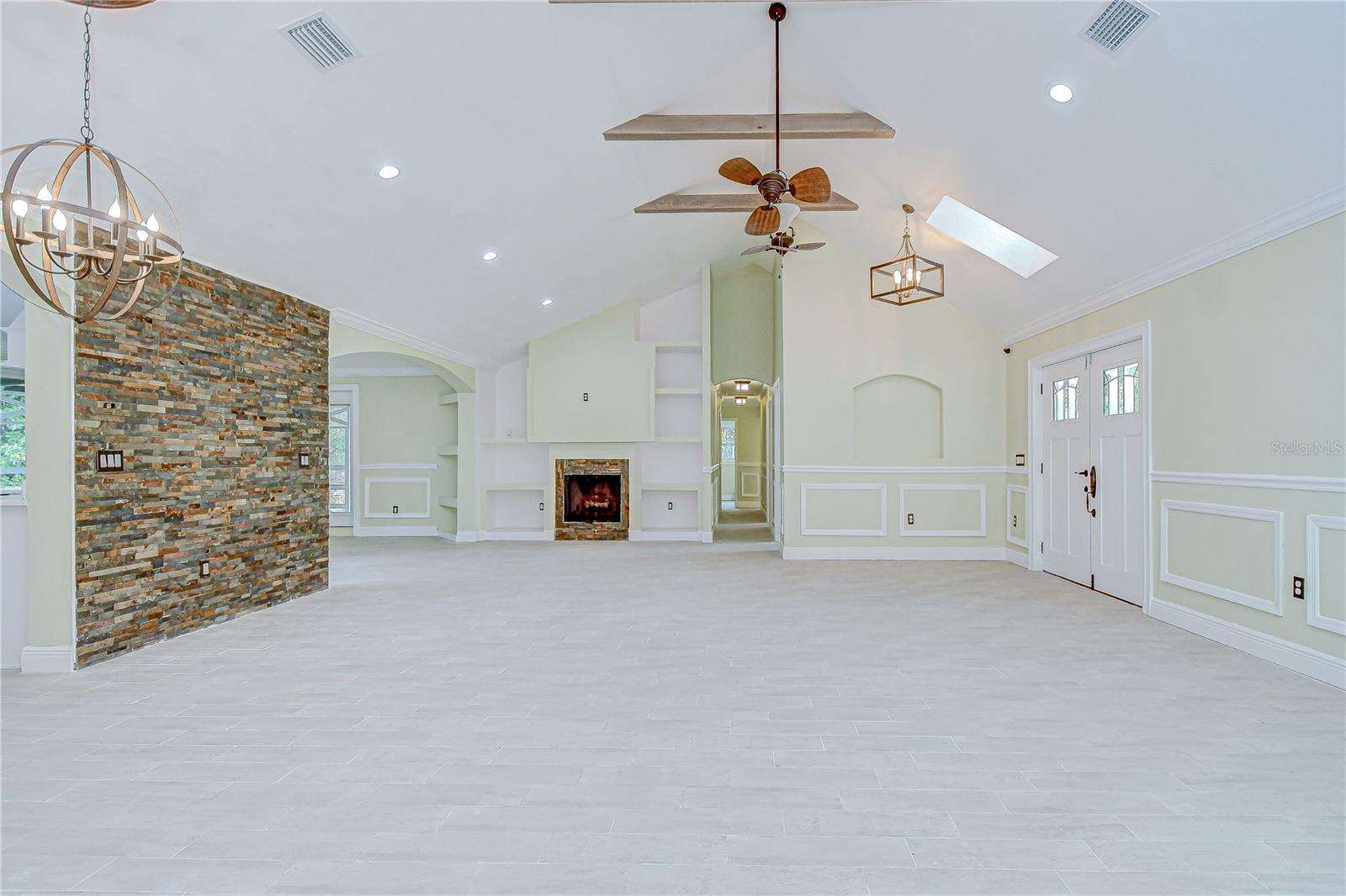 High ceilings with beams!