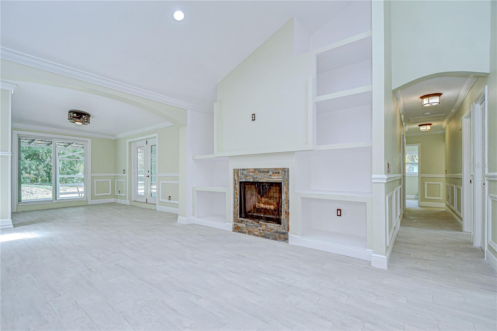 Wood-burning fireplace!