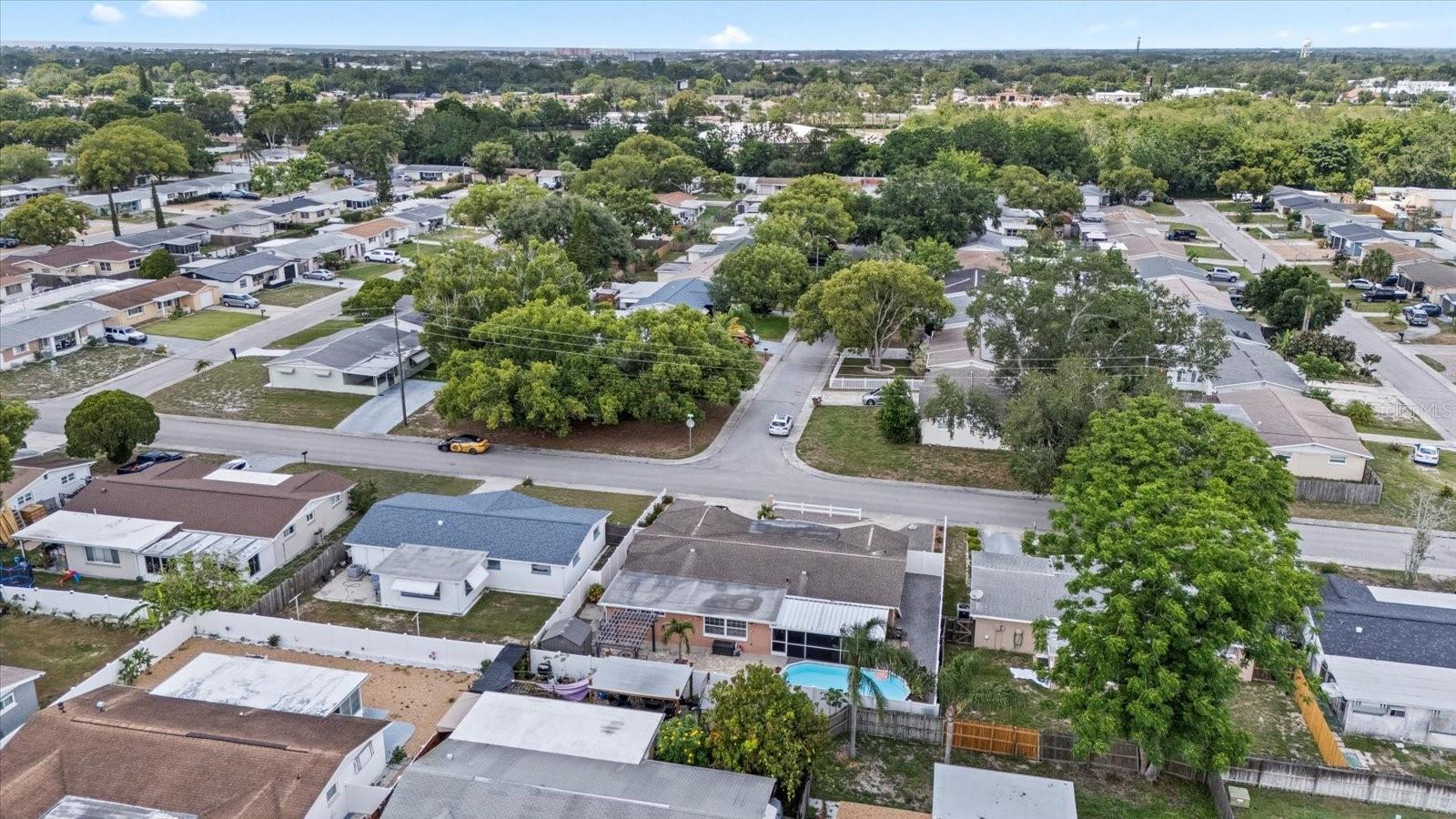 Quaint neighborhood of Colonial Hills