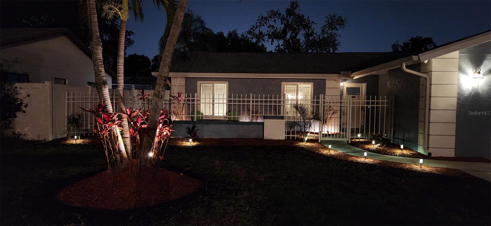 BEAUTIFULLY MAINTAINED HOME!