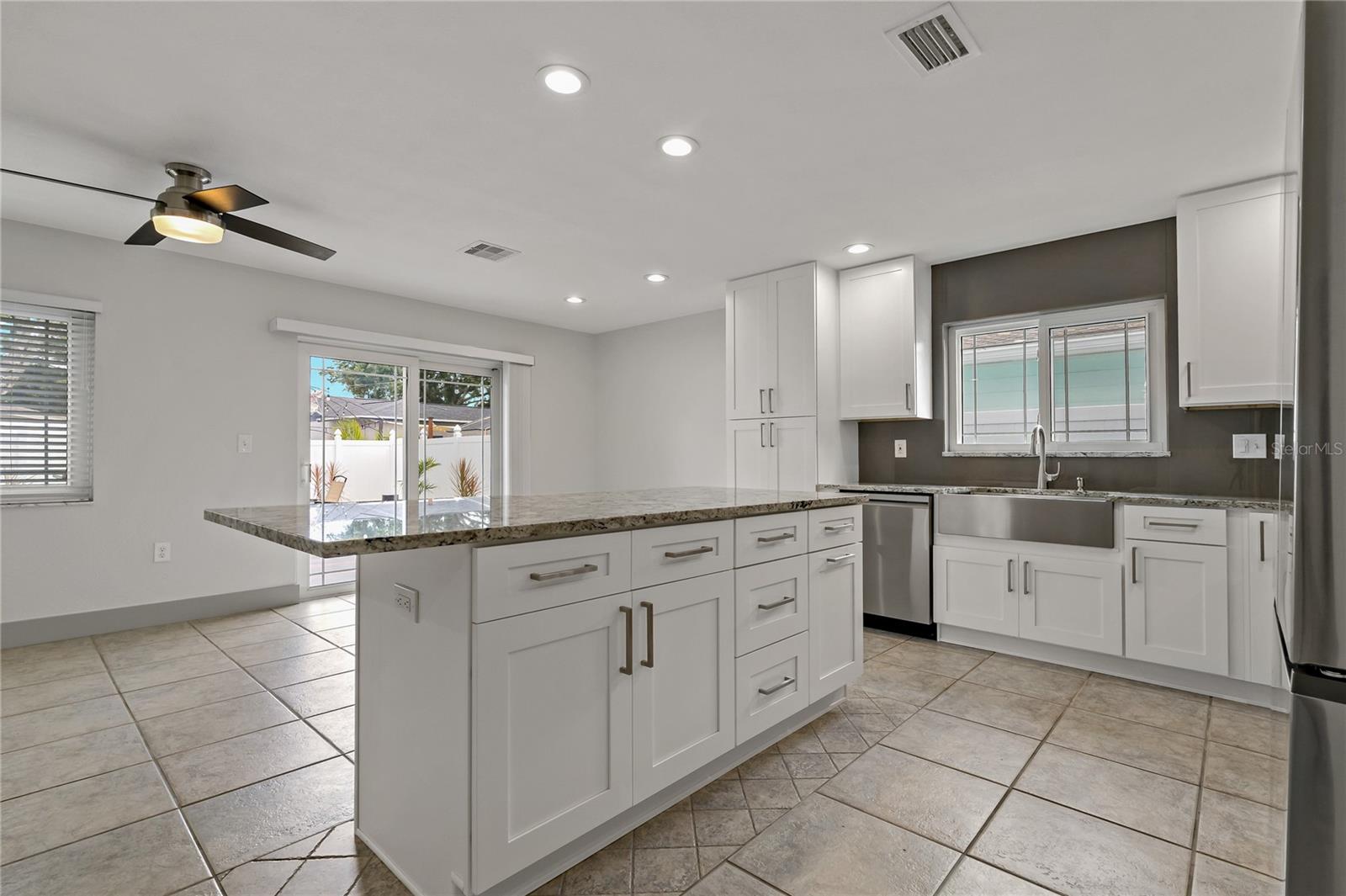 GREAT KITCHEN STORAGE