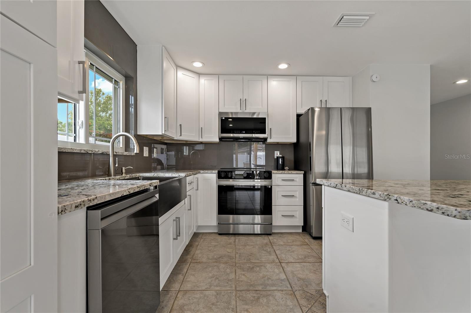 ALL NEW, BLUETOOTH STAINLESS STEEL APPLIANCES
