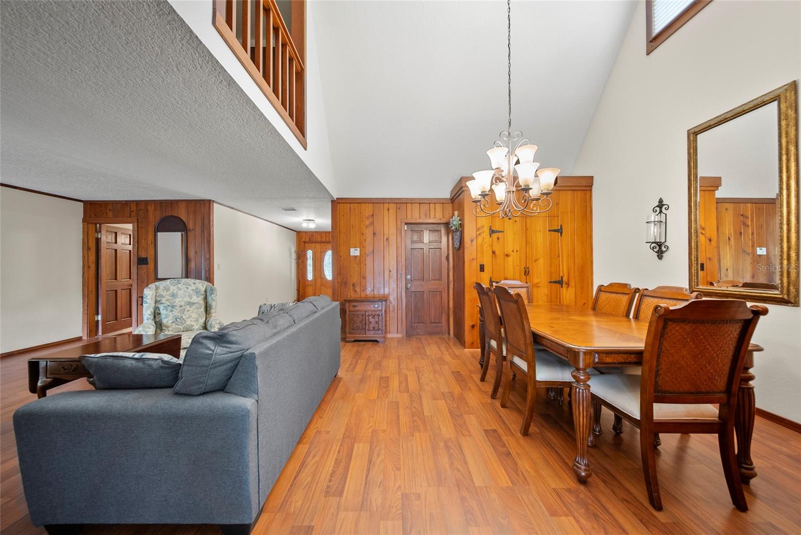 Dining/Living room combo