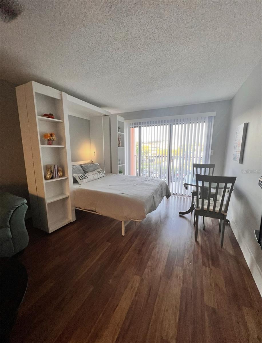 Murphy Bed