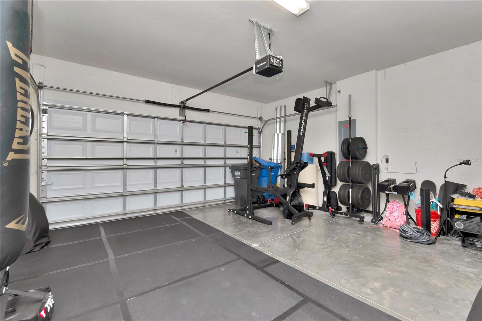 Spacious 2 car garage