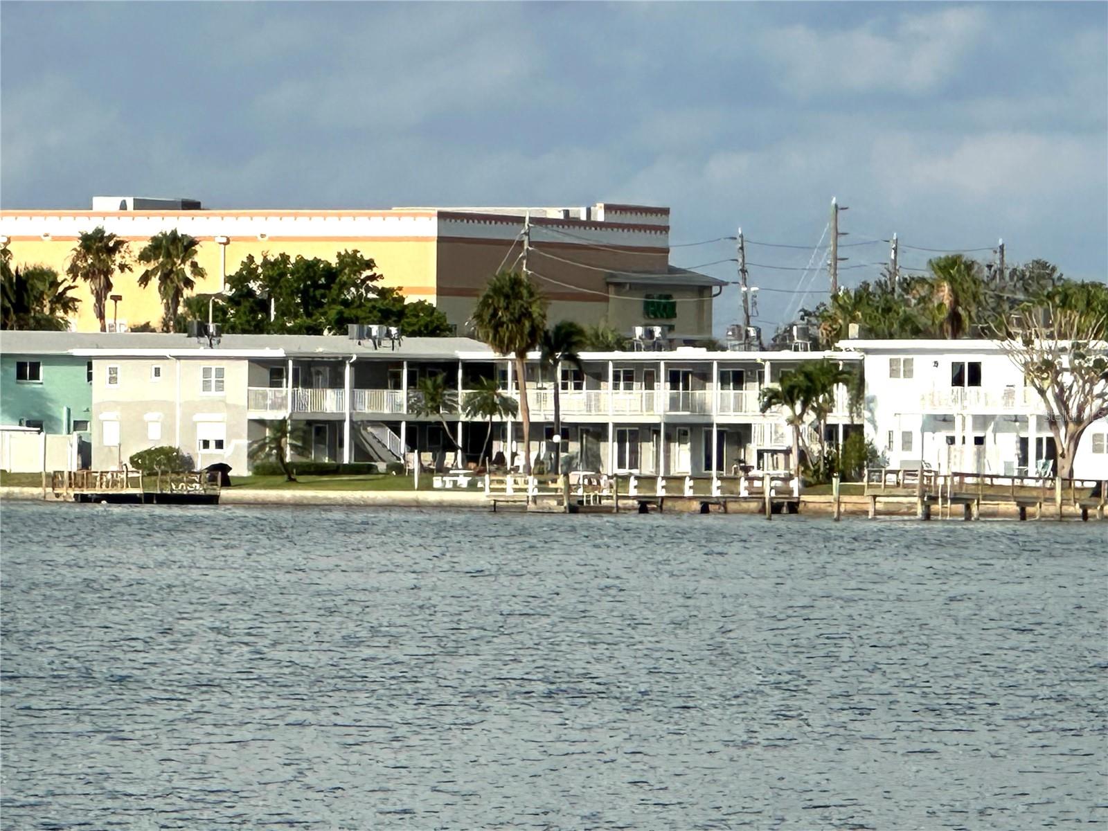 O6310785