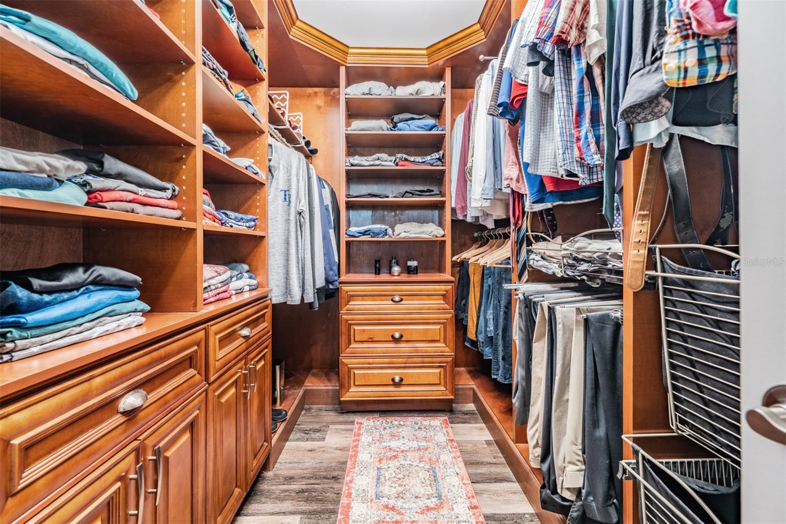Primary closet 1