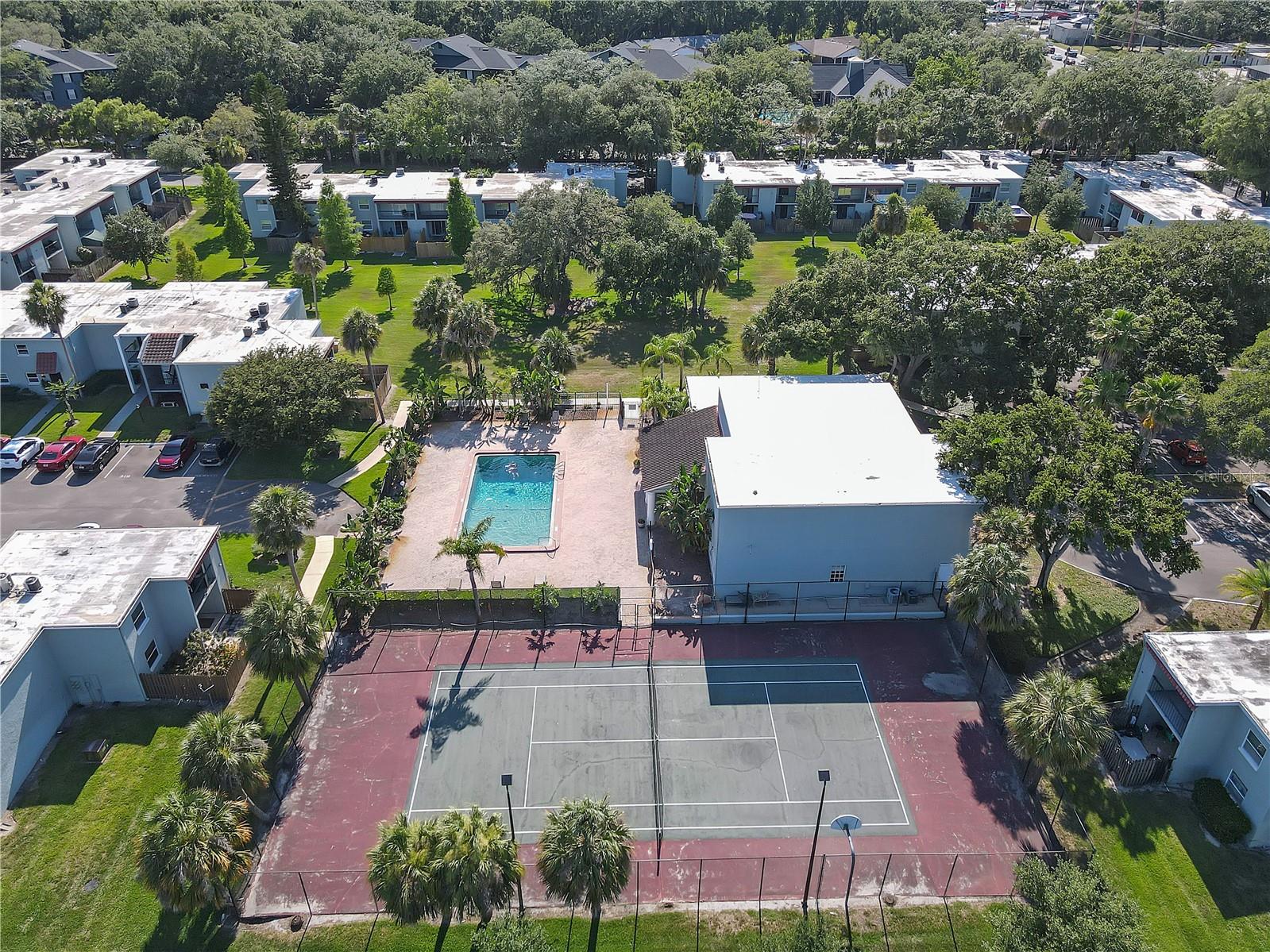 TB8388174