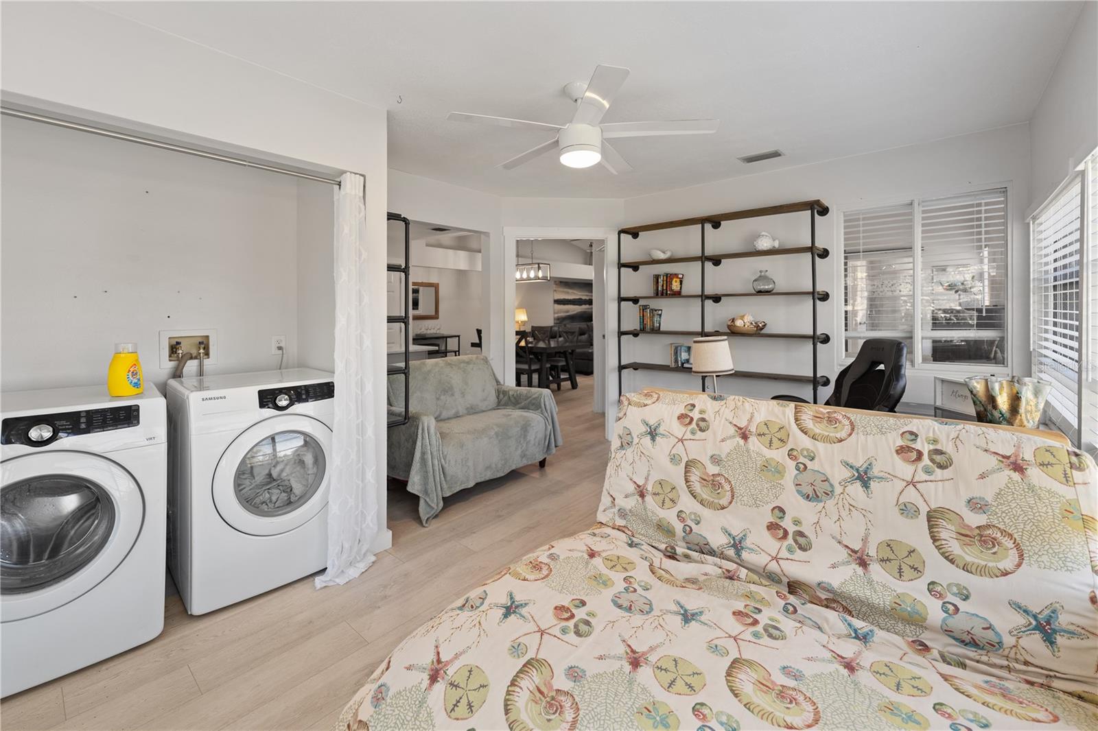 Unit B Florida Room/Laundry1820 Rumar Ln,Holiday, FL