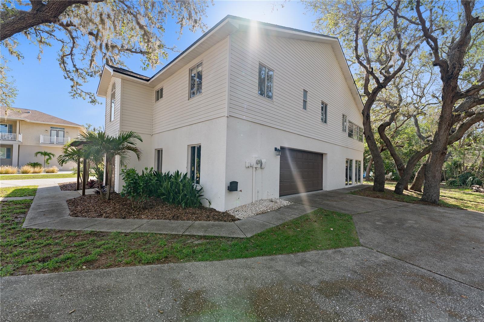 Unit A 2-Car Garage and Game Room 1820 Rumar Ln,Holiday, FL