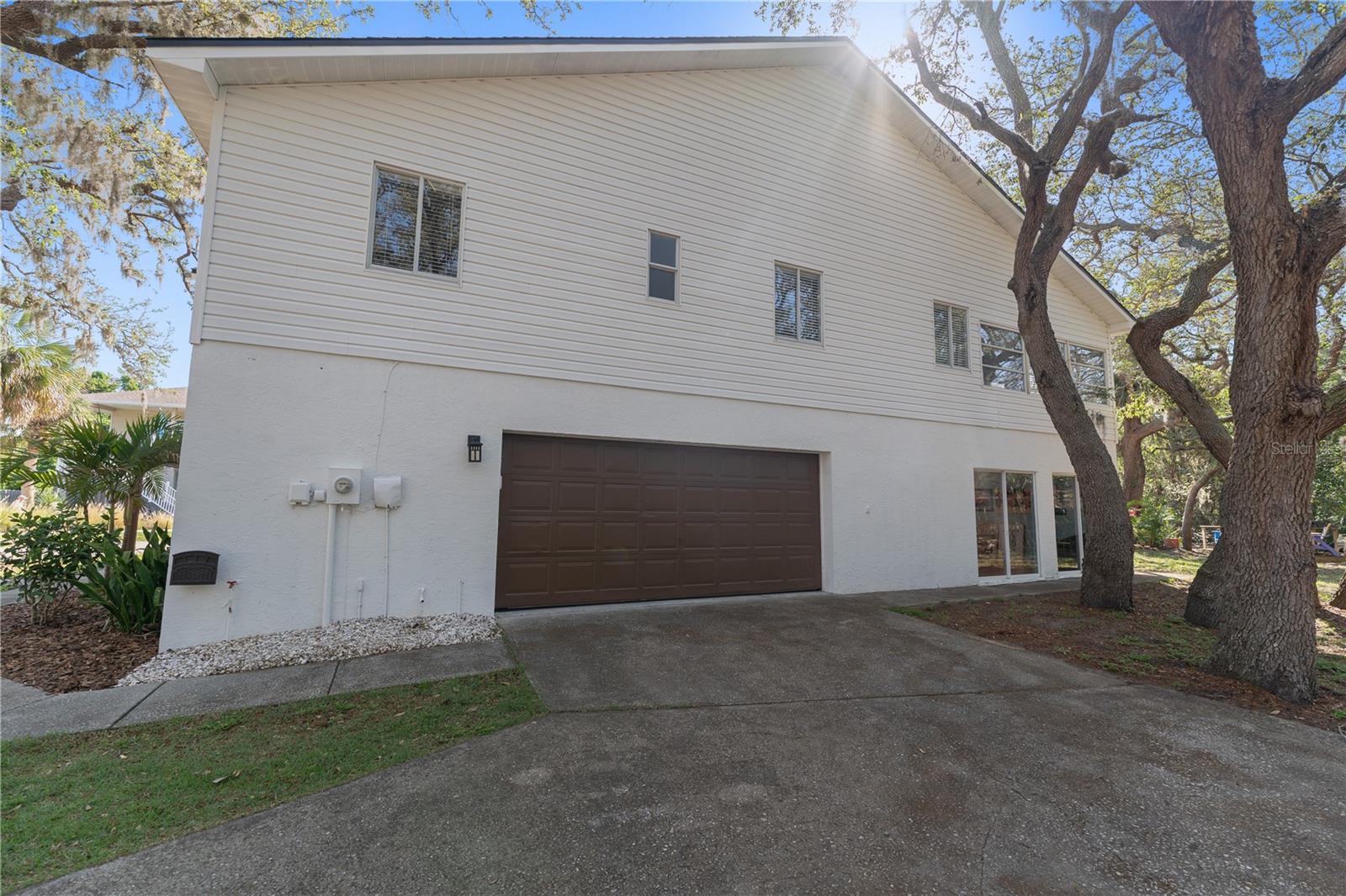 Unit A 2-Car Garage and Game Room1820 Rumar Ln,Holiday, FL