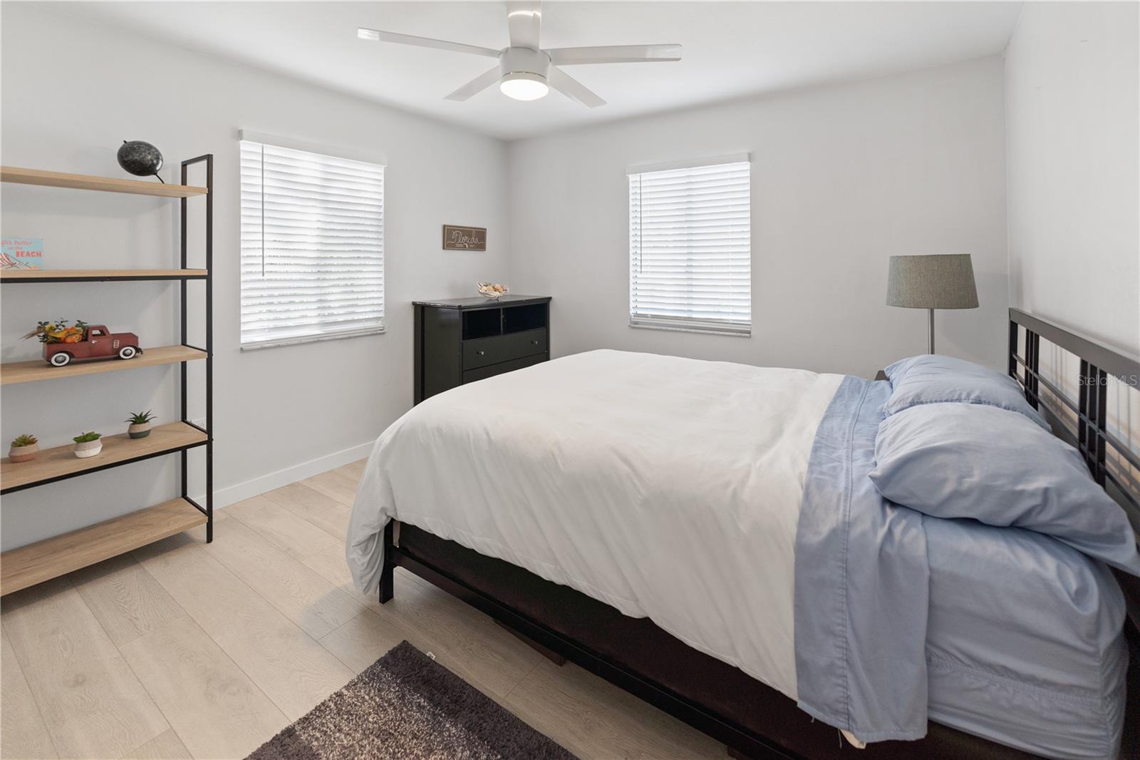 Unit B Bedroom 21820 Rumar Ln,Holiday, FL