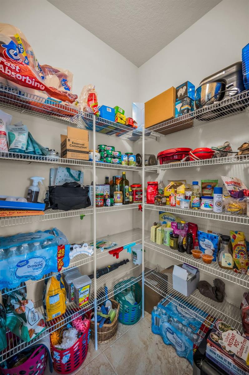Walk in Pantry