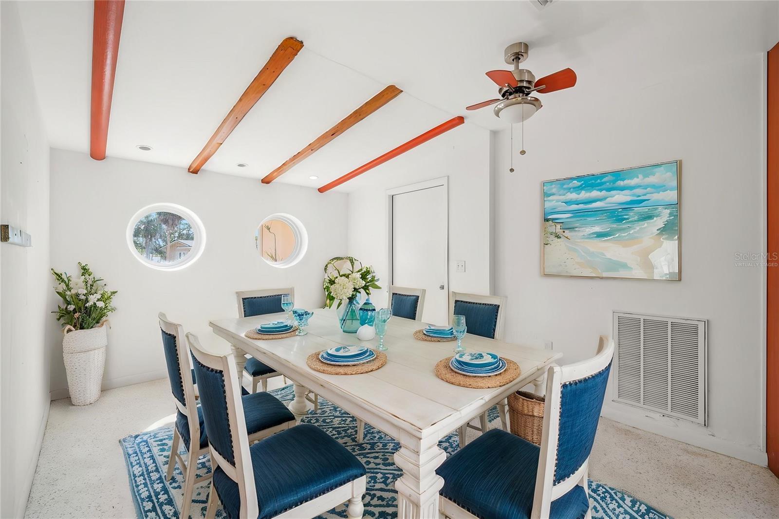 Can't you imagine how nice this could be? (Virtually staged)