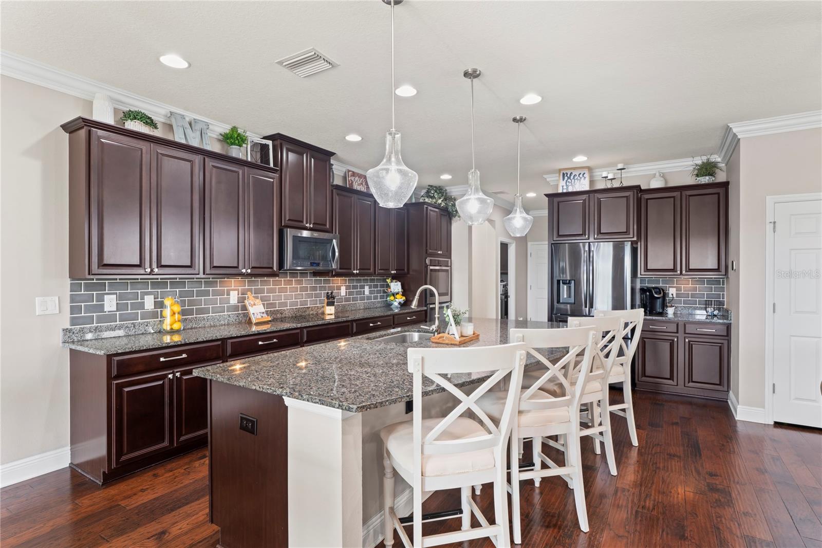 PLENTY OF COUNTER SPACE