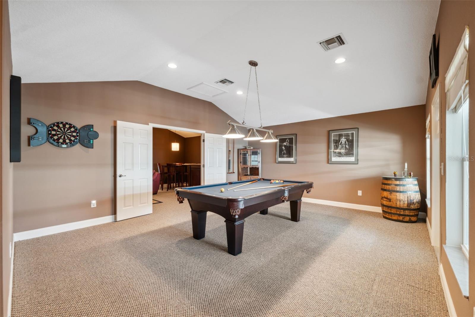 Upstairs Game Room/Flex Space