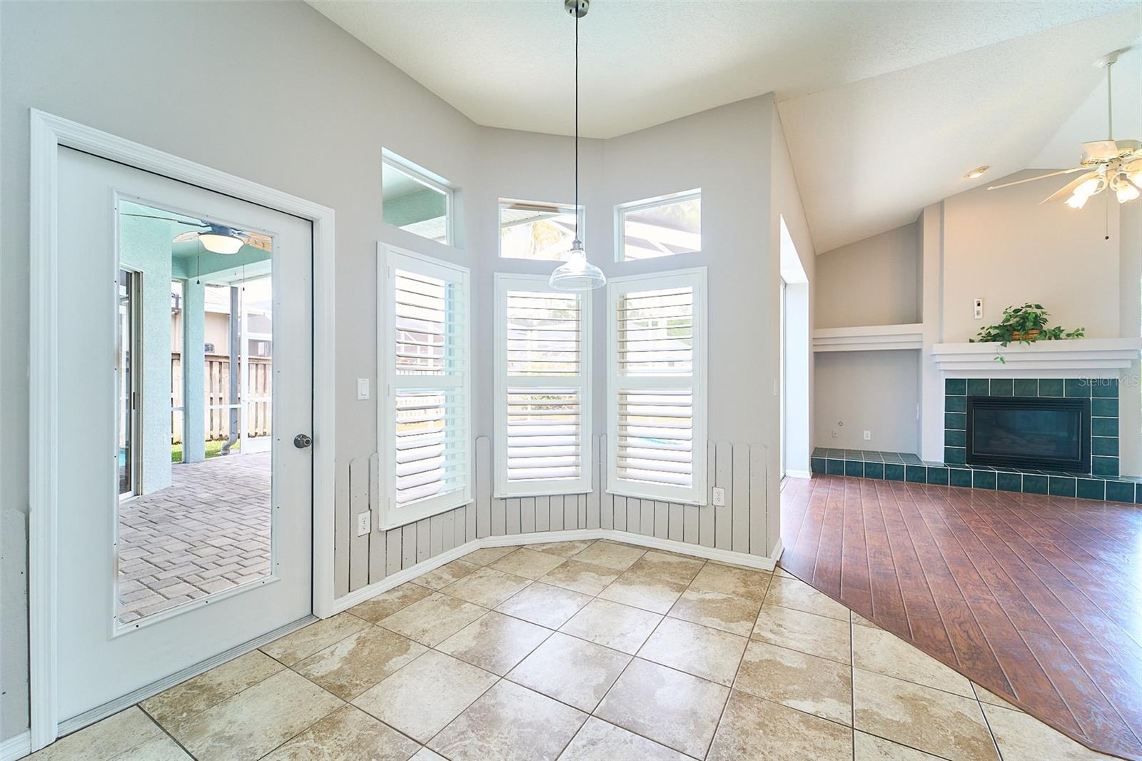 Breakfast nook