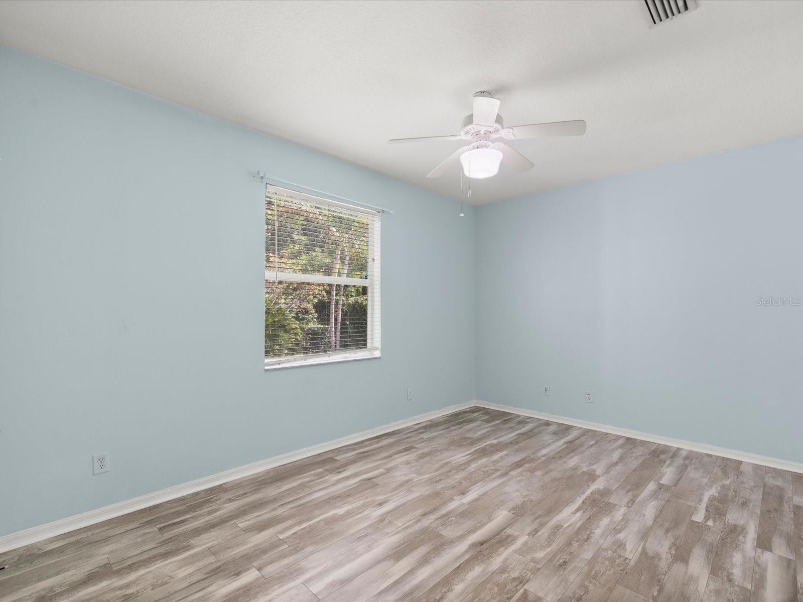 4th bedroom main floor