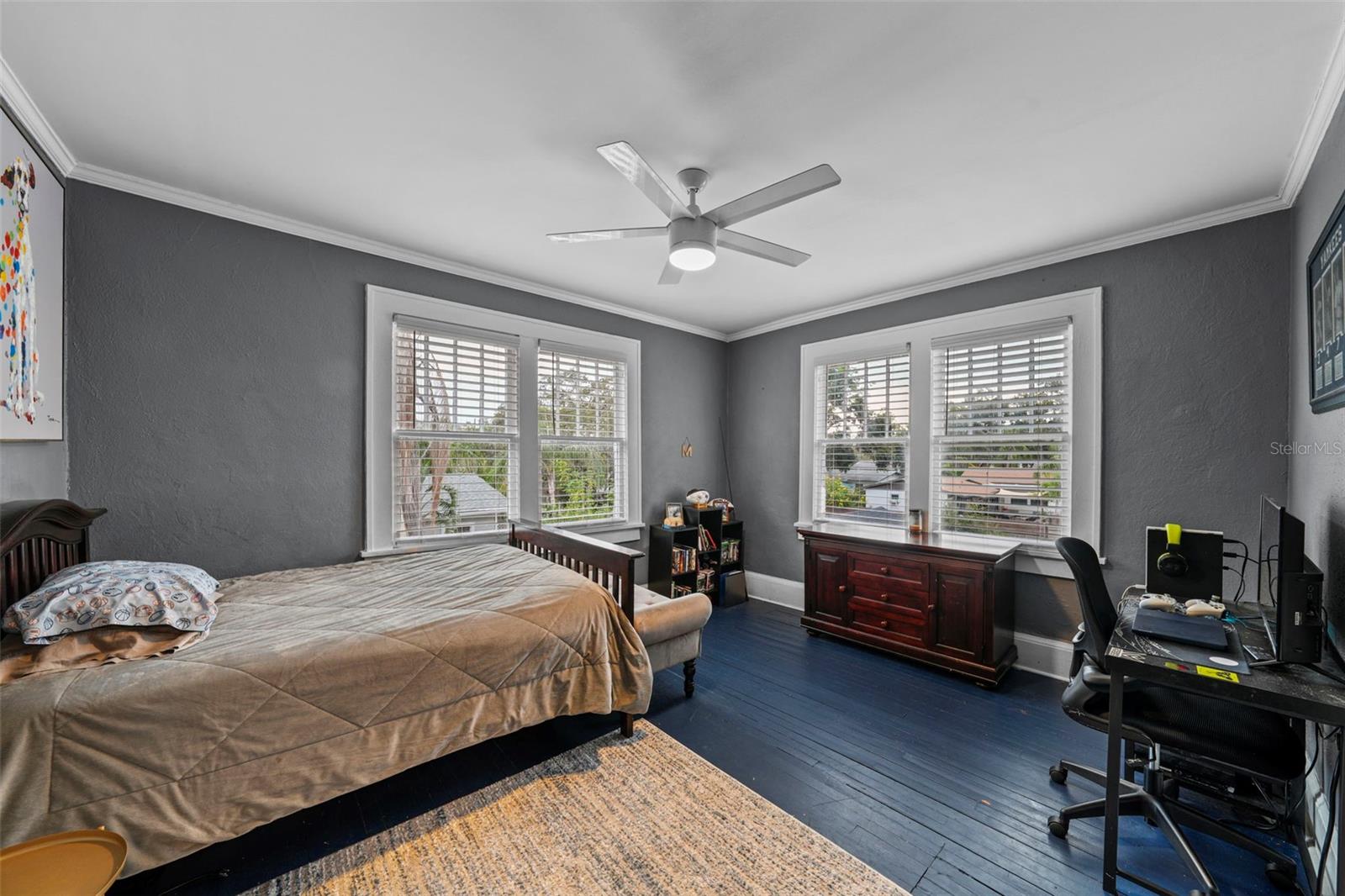 Oversized bedroom