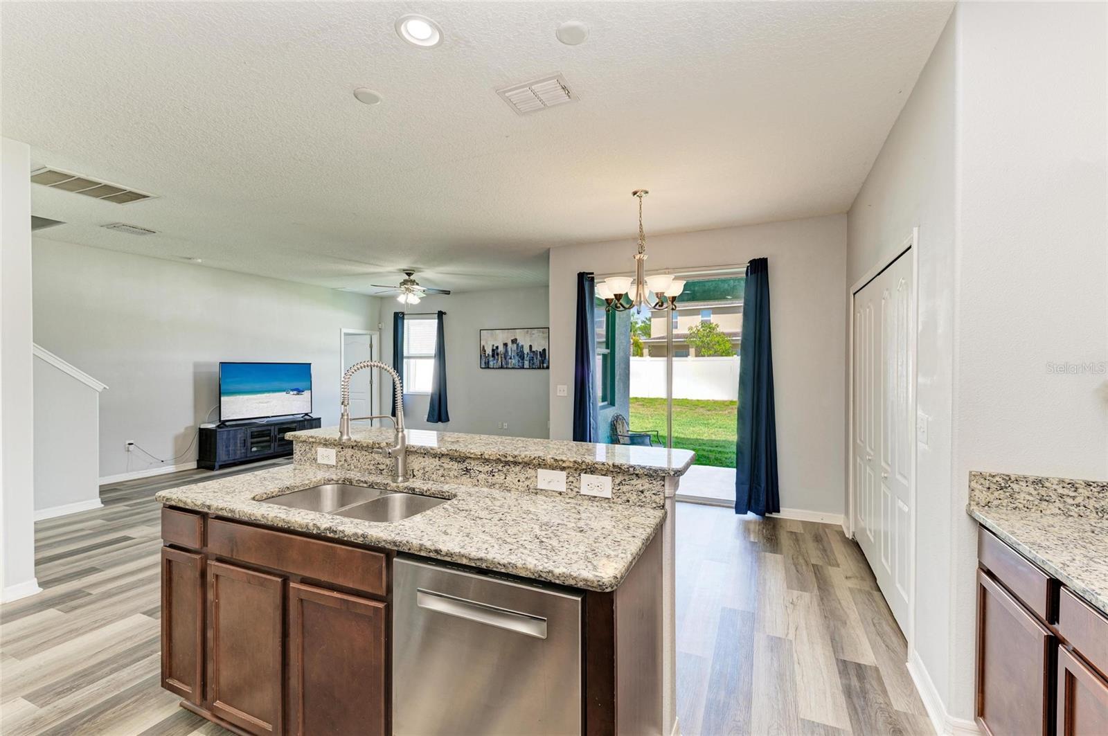 Awesome open floorplan!