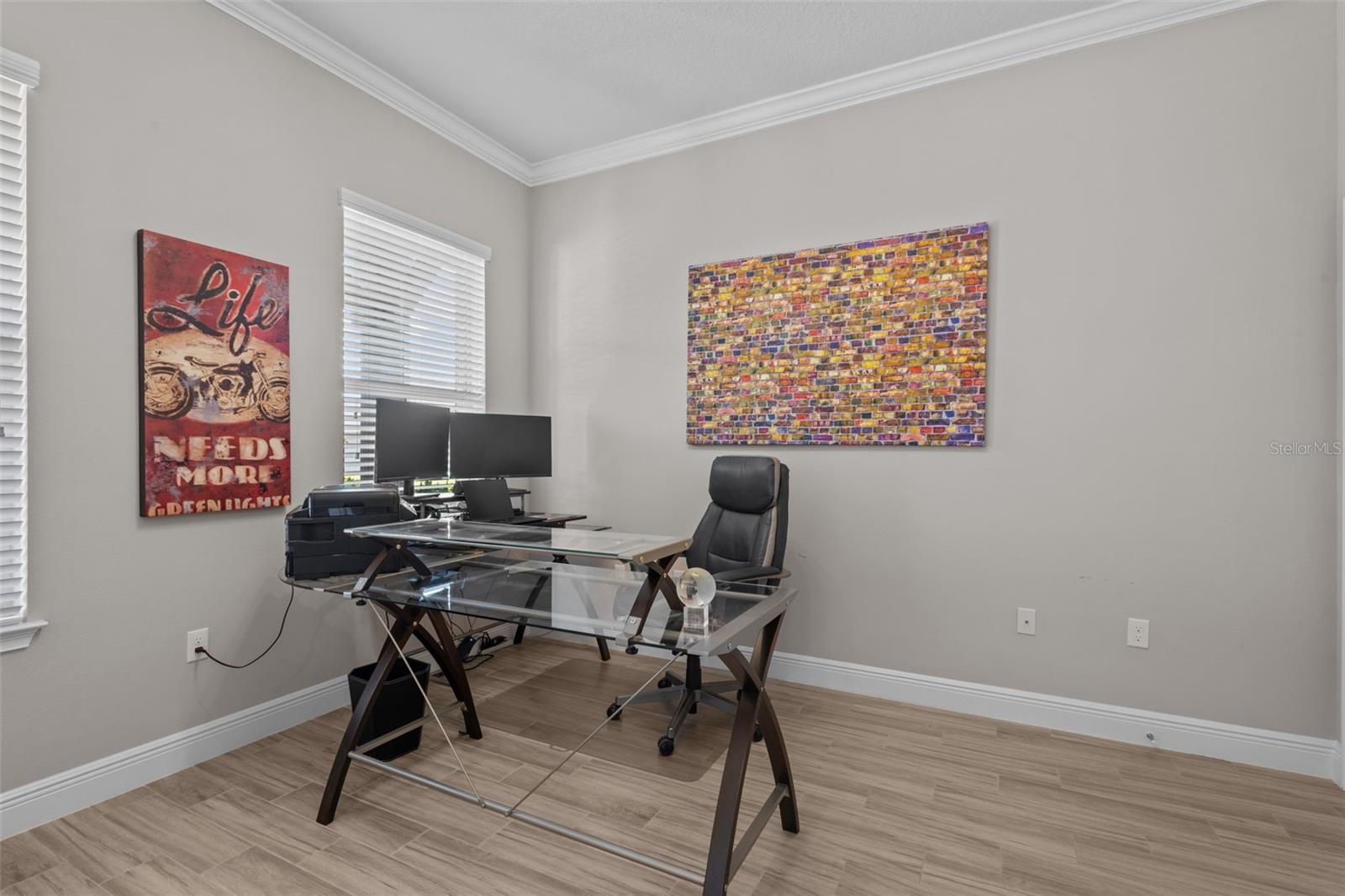 bedroom/office/den