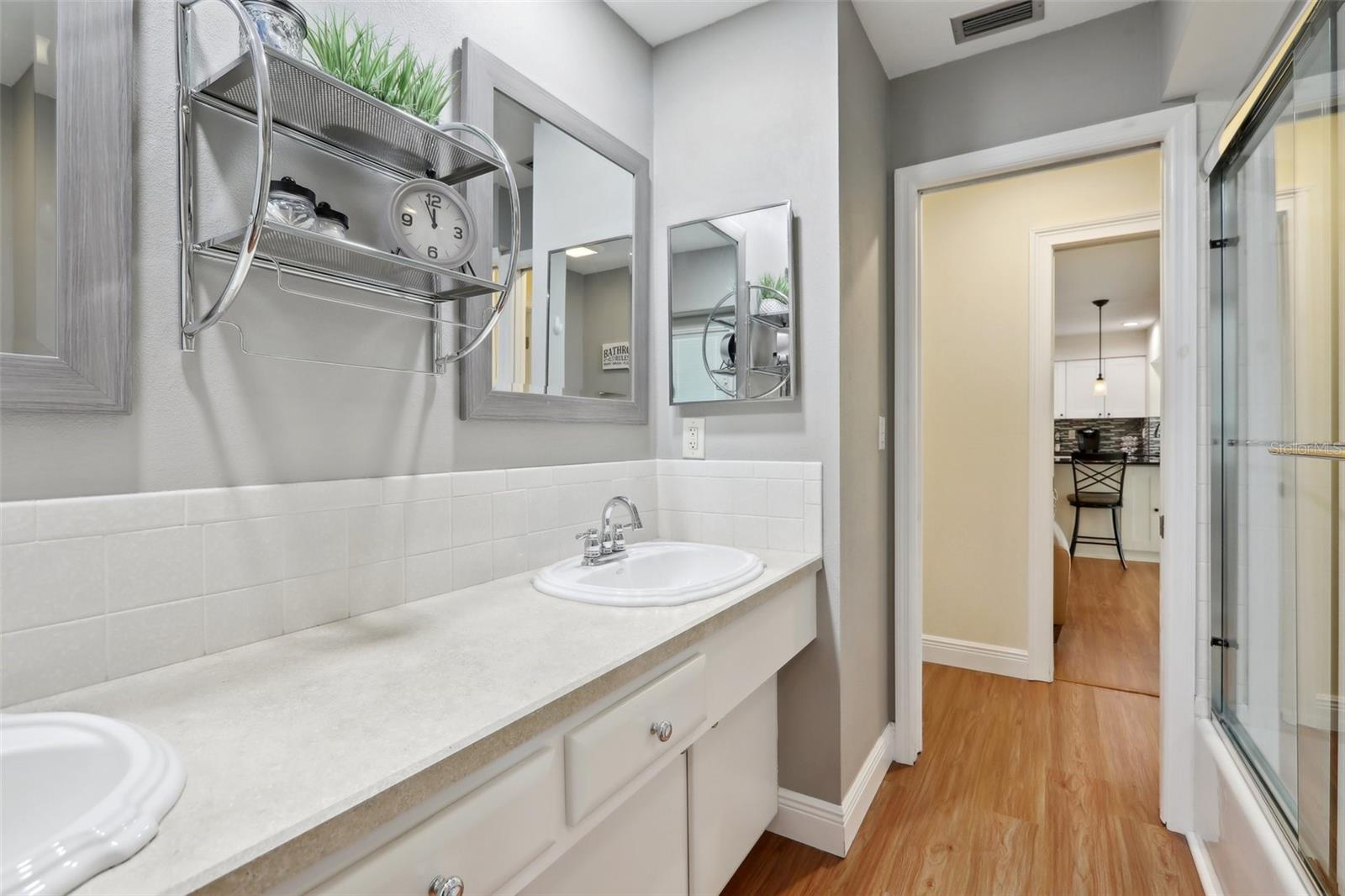 Double sinks