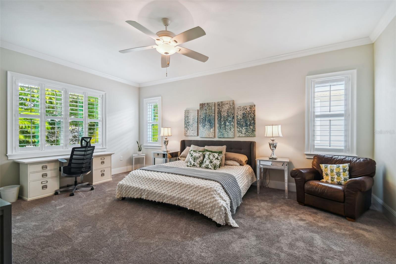 Huge primary bedroom with new carpeting