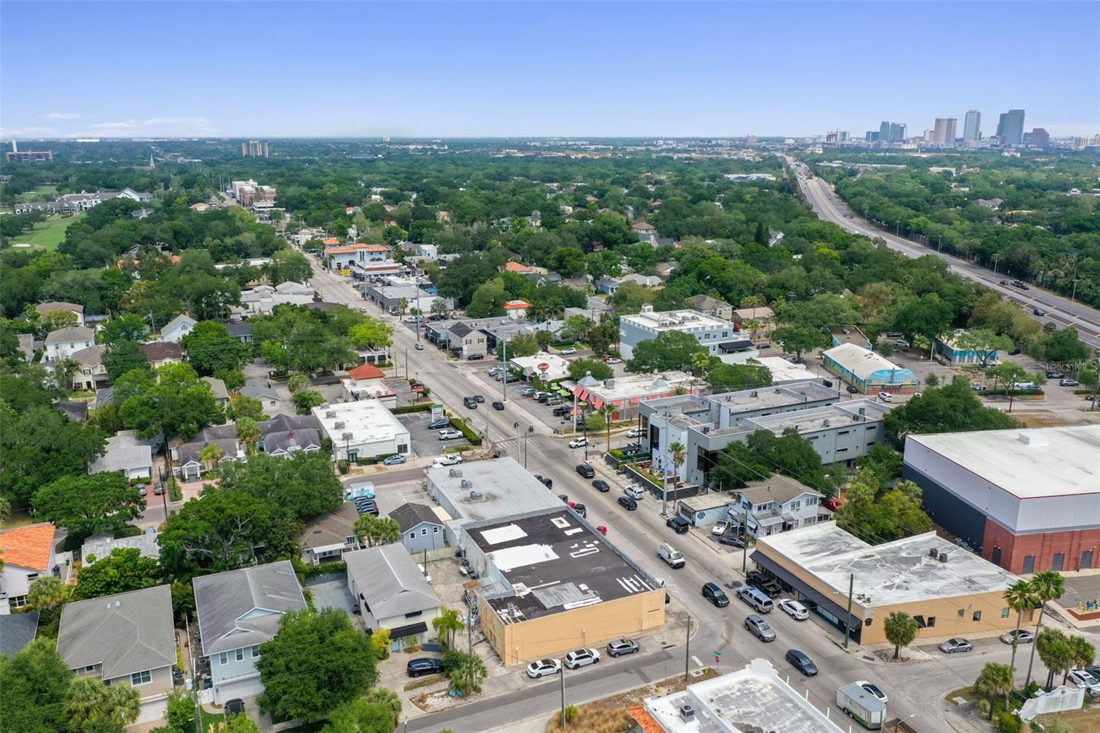 Near MacDill Avenue shops, Cru Cellars, Counter Culture and Selmon Expressway