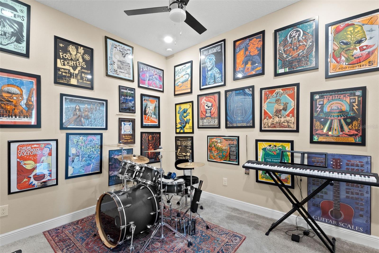 Den/Flex Space