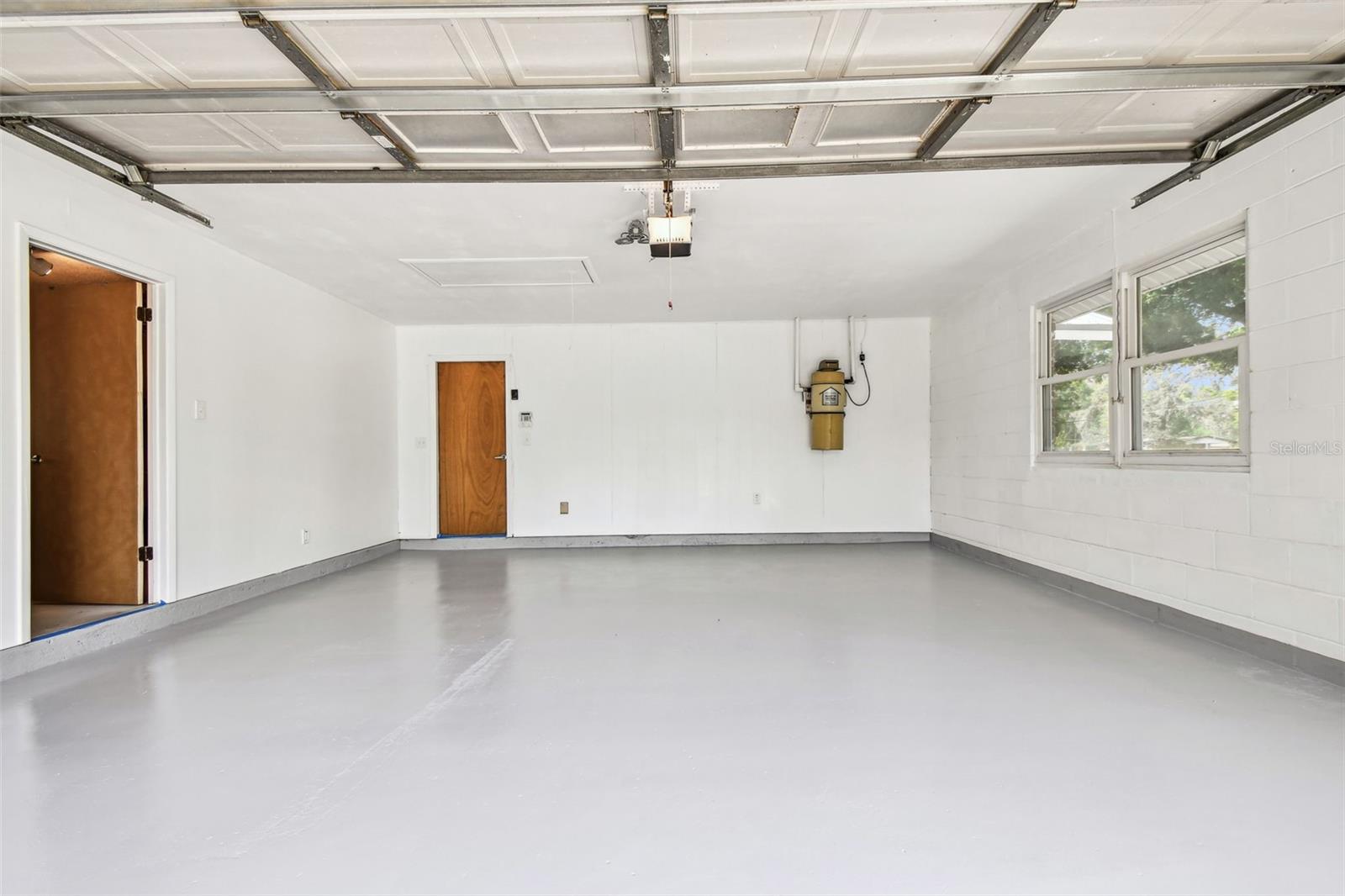 Immaculate 2-Car Garage