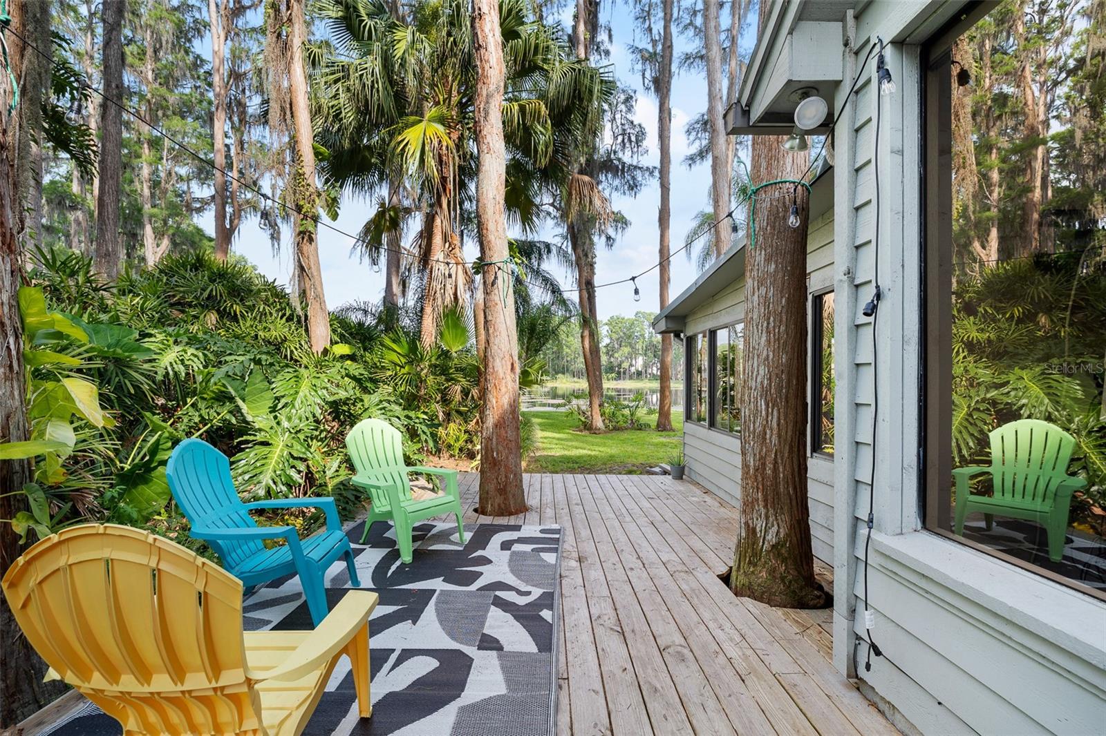 Deck & Lake View