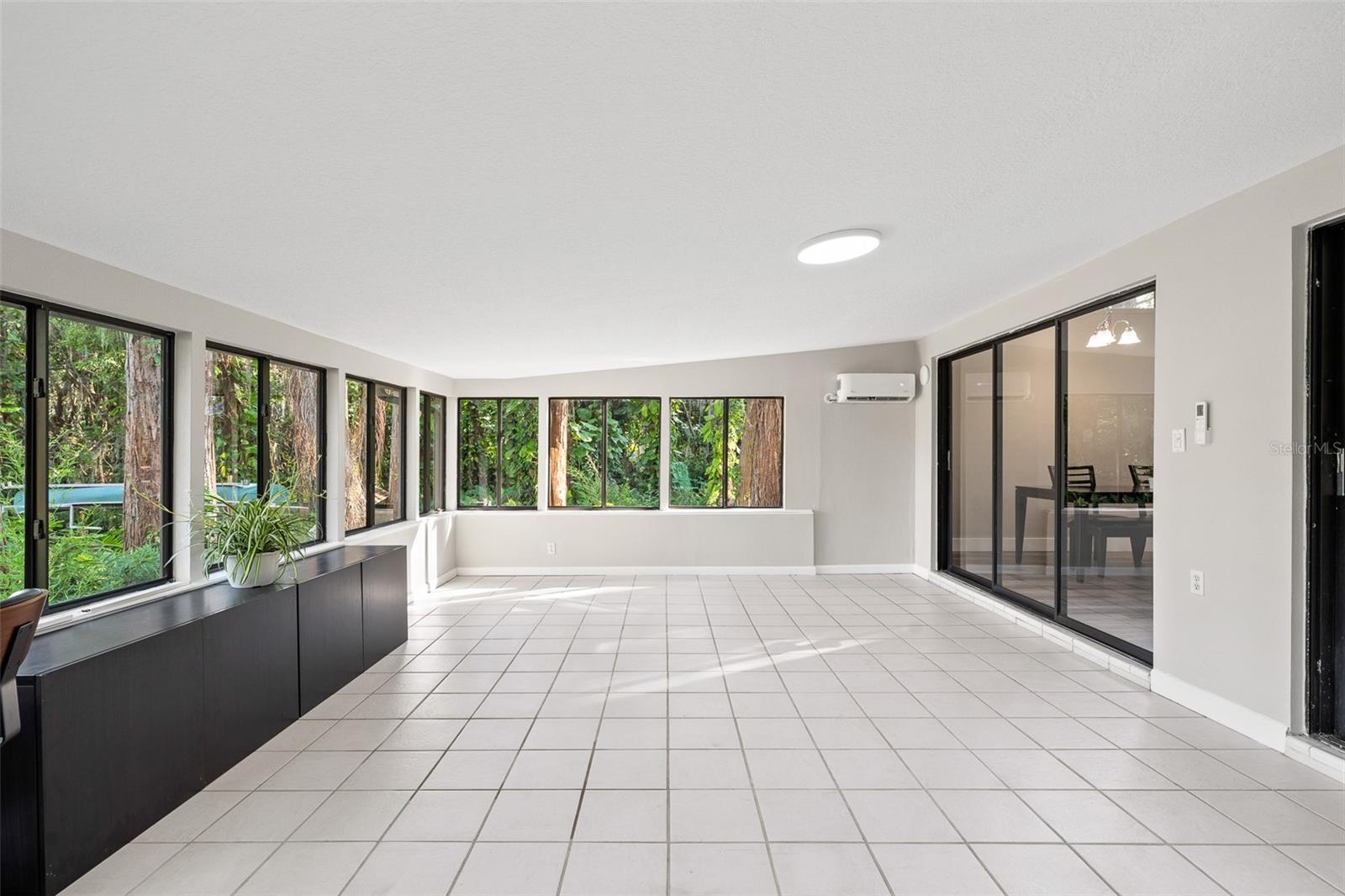 Florida/Bonus Room