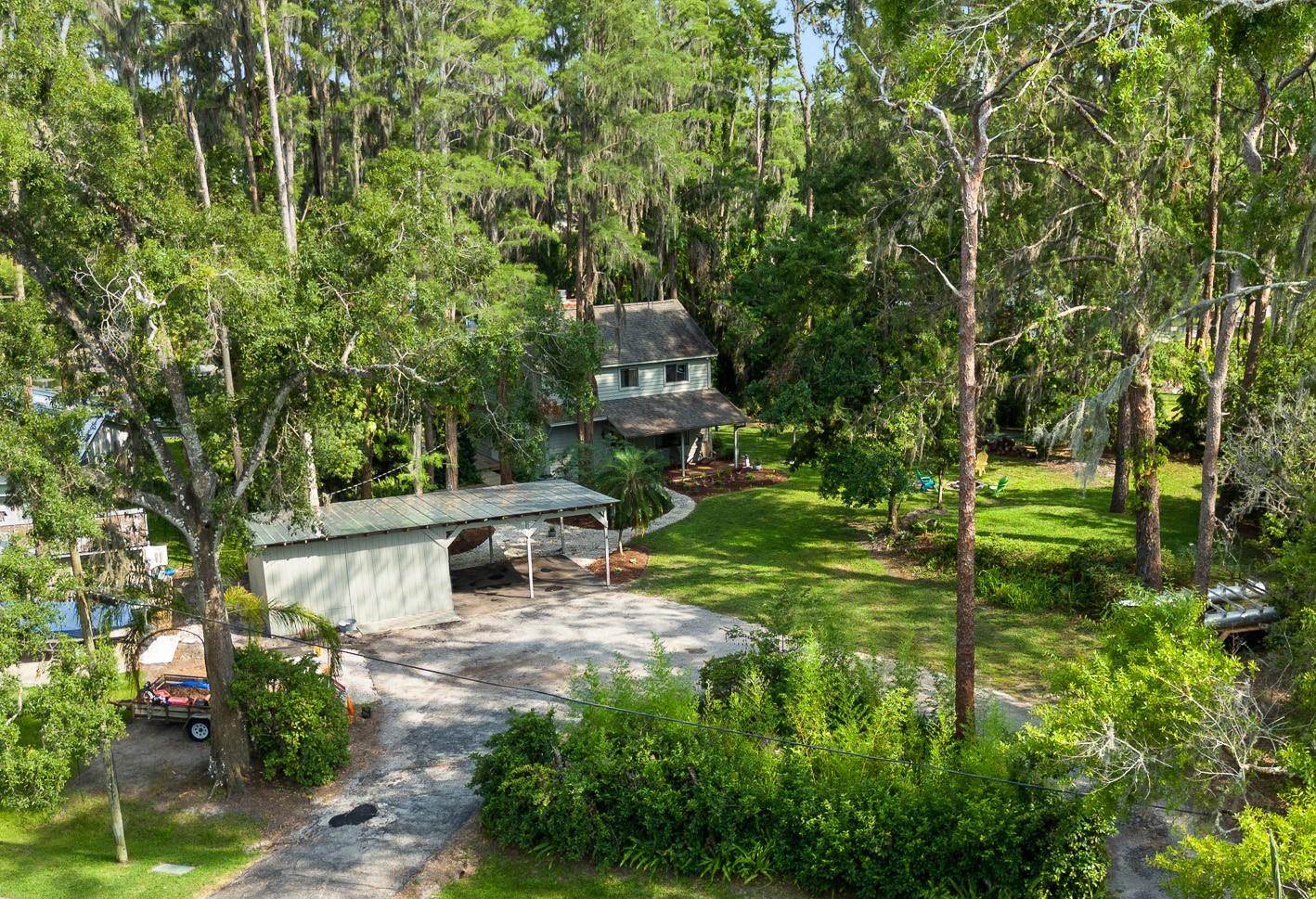 Deck & Lake View
