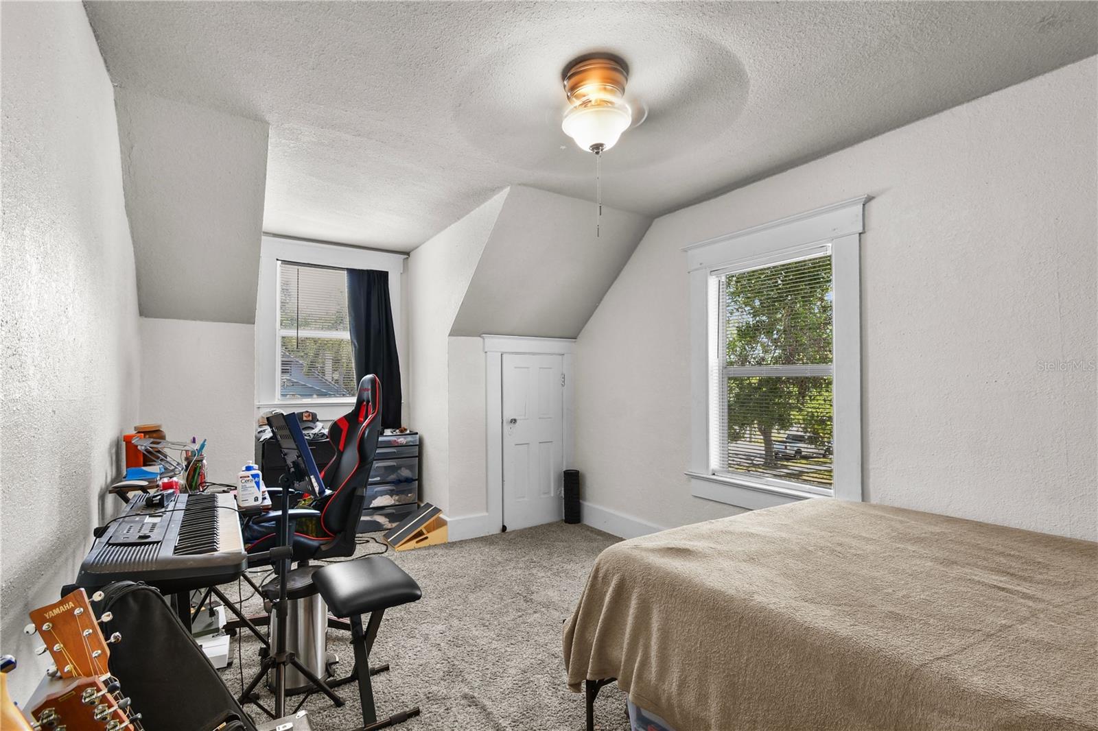 1st bedroom