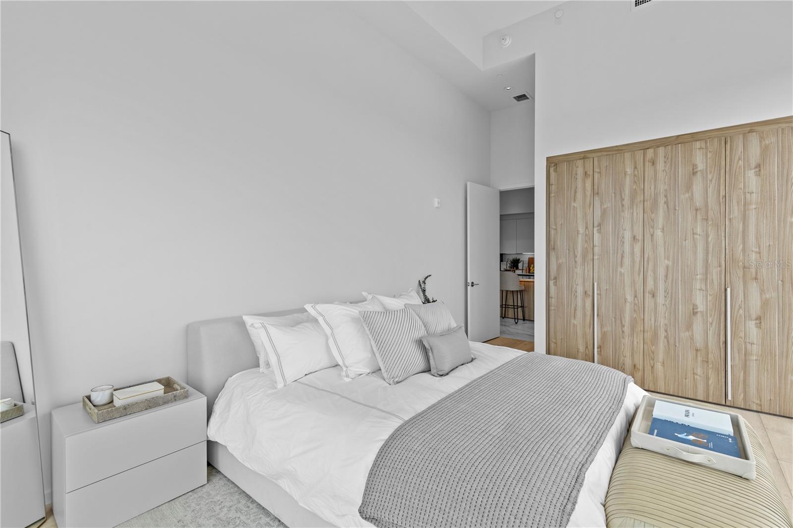 2nd bedroom