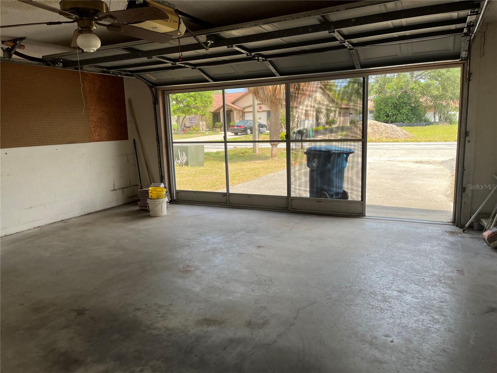 2 Car Garage