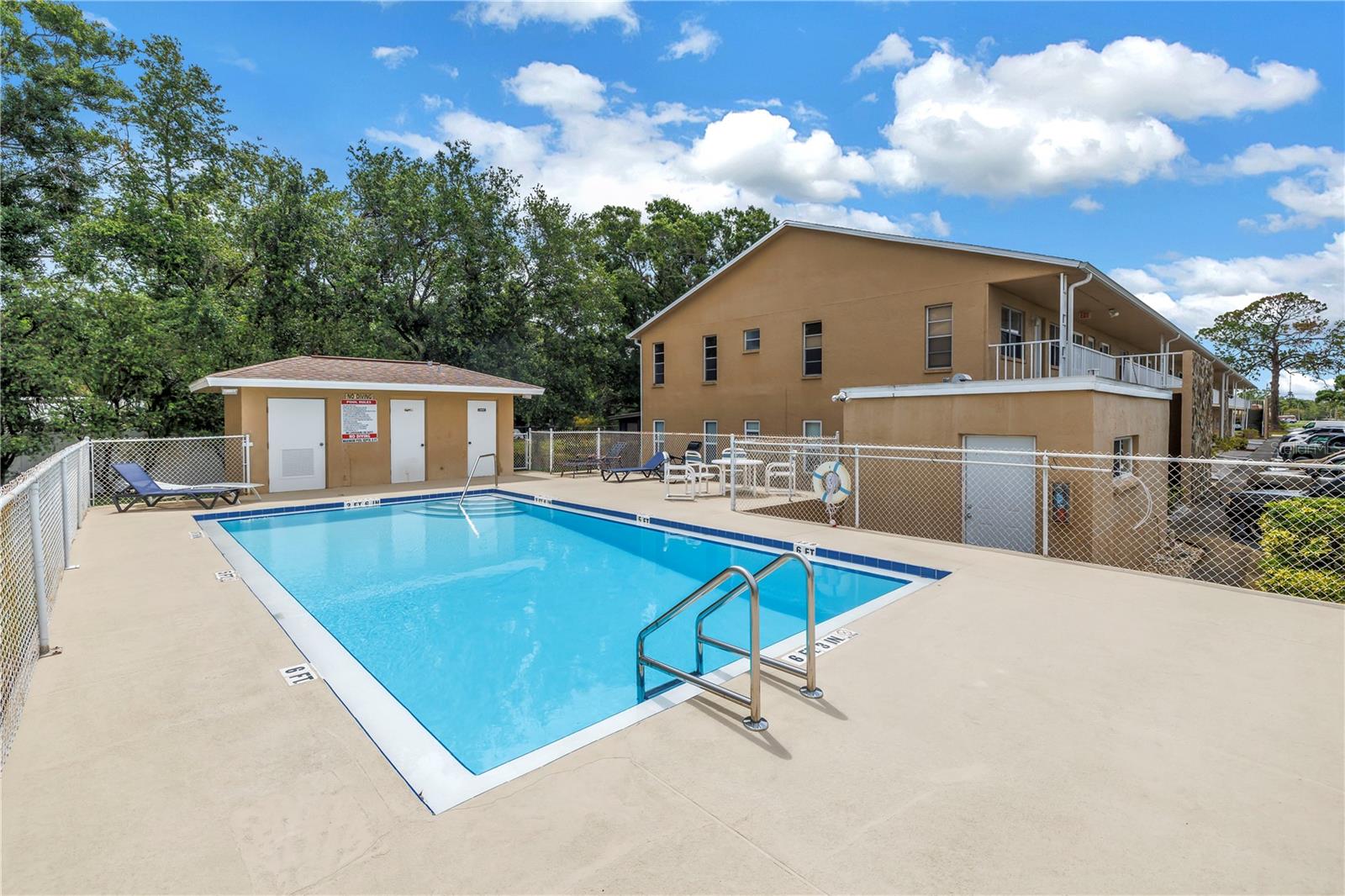 Community pool