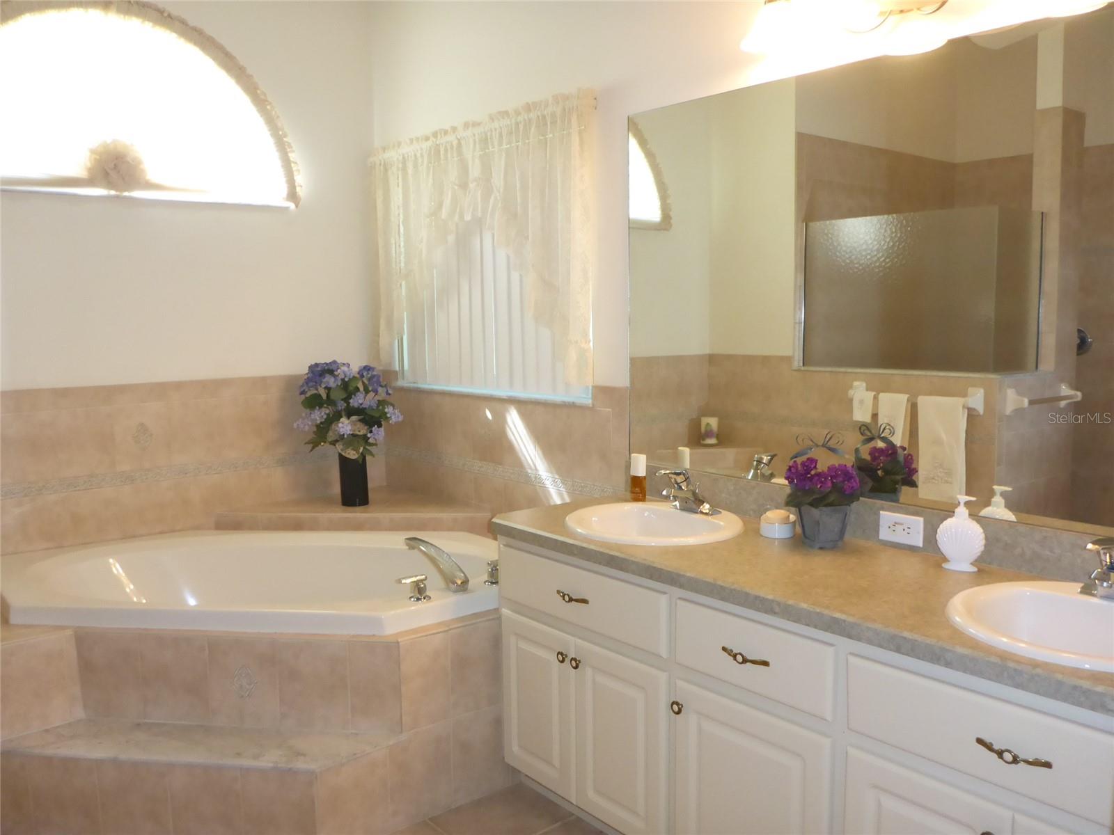 Bathroom 1a