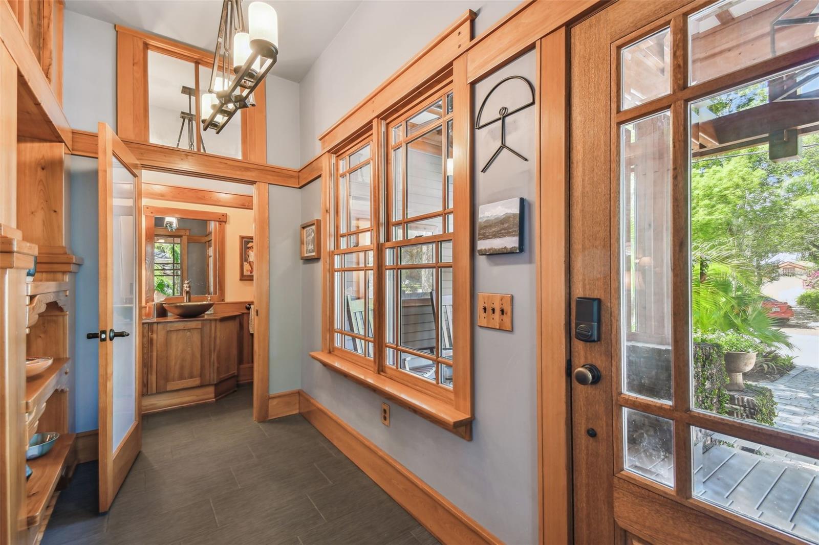 Foyer / Half Bath