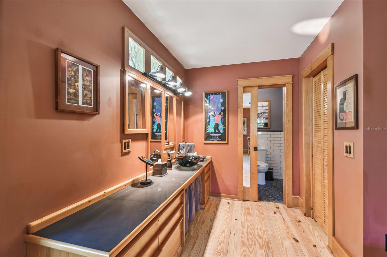 Bathroom 3 (Second Floor)